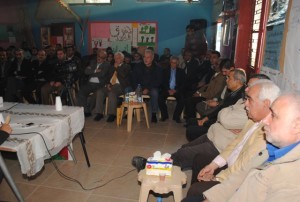 اللاجئون الفلسطينيون في لبنان مخاطر وتحديات 24-12-201452